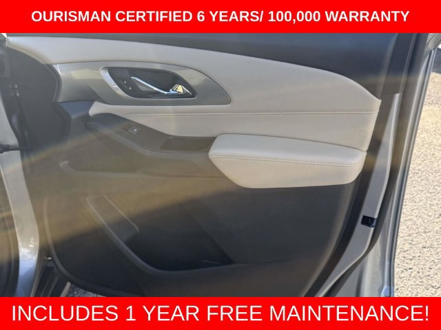 Used 2023 Chevrolet Traverse LS w/ Safety Package AWD/4WD image 8