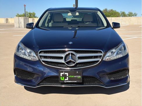 Used 2014 Mercedes-Benz E 350 4MATIC Sedan image 2