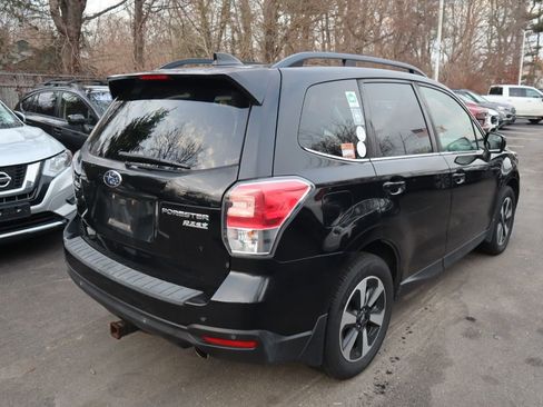 Used 2017 Subaru Forester 2.5i Limited image 4