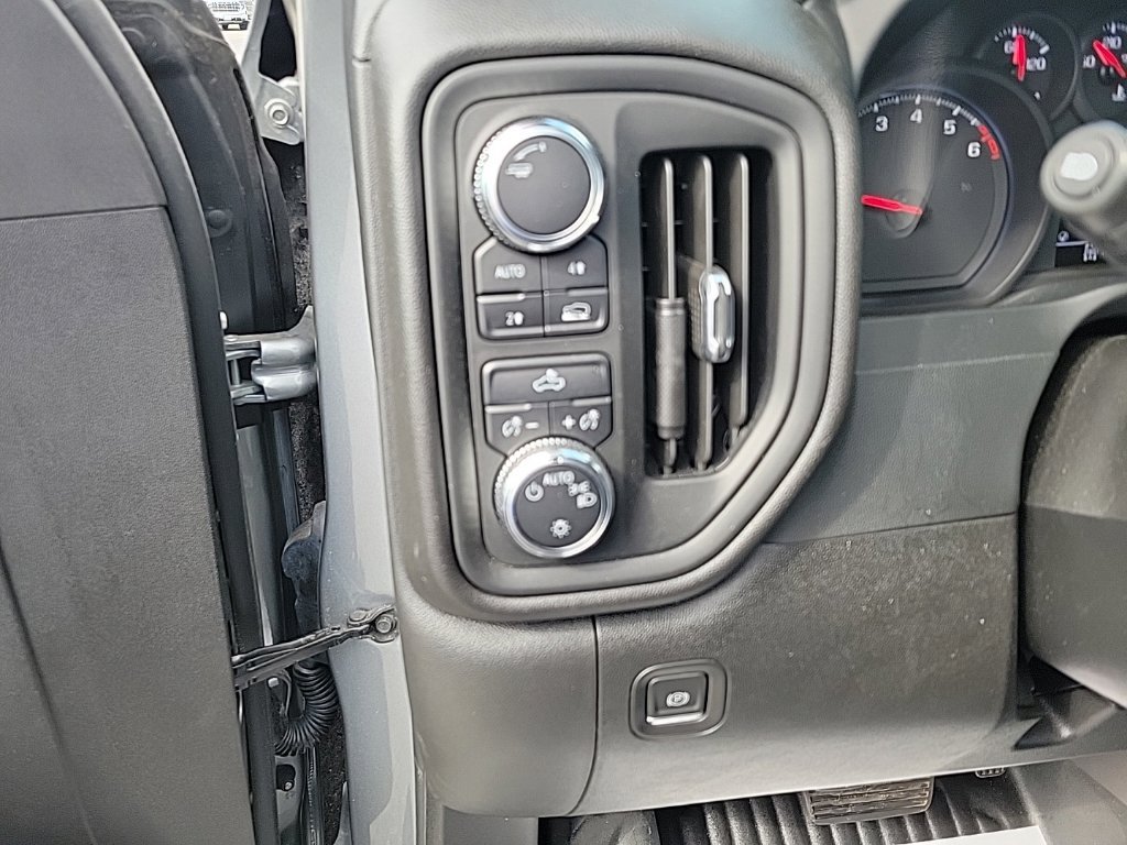 Used 2023 GMC Sierra 1500 Pro w/ Pro Value Package AWD/4WD image 10