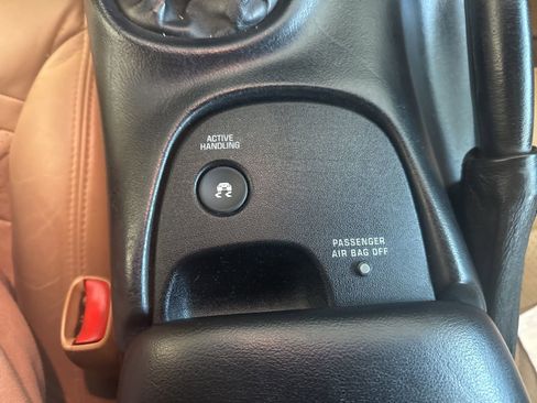 Used 2001 Chevrolet Corvette Convertible w/ Preferred Equipment Group2 image 22