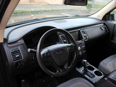 Used 2016 Ford Flex SEL w/ Equipment Group 202A AWD/4WD image 14