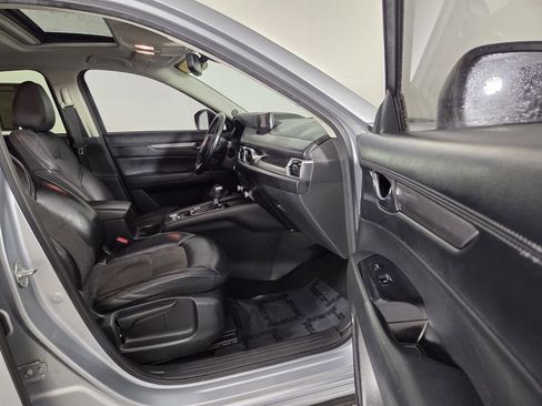 Used 2019 MAZDA CX-5 Touring image 30