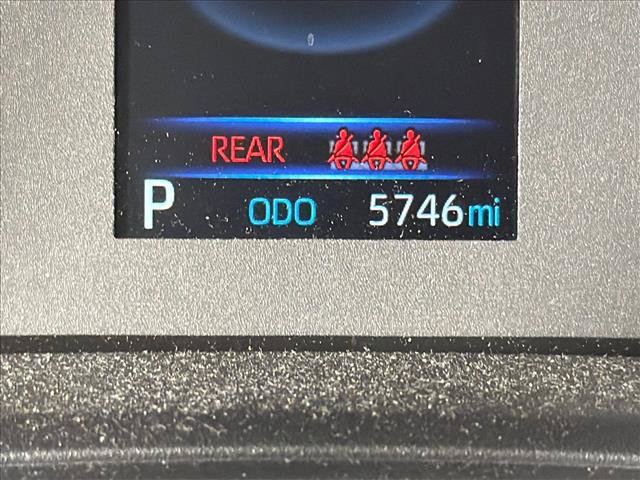 Used 2025 Toyota Corolla LE FWD image 27