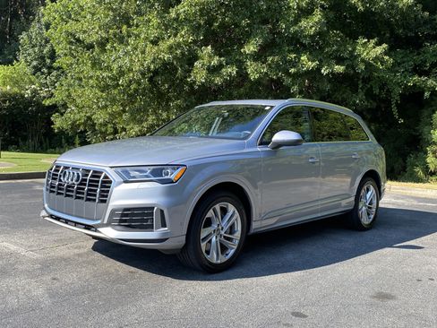 Used 2020 Audi Q7 2.0T Premium Plus w/ Premium Plus Package AWD/4WD image 5