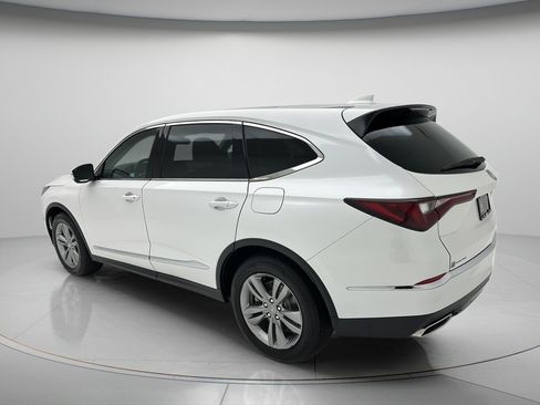 Used 2025 Acura MDX SH-AWD image 4