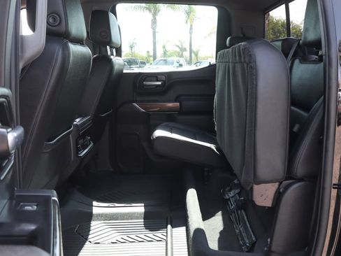 Used 2021 Chevrolet Silverado 1500 LT Trail Boss w/ Convenience Package II AWD/4WD image 45