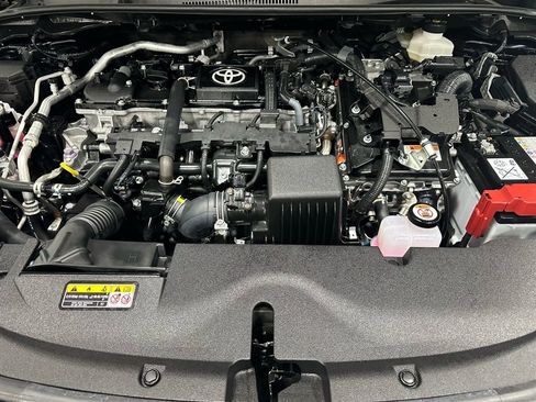 Used 2025 Toyota Corolla LE image 67