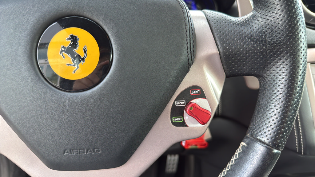 Used 2012 Ferrari California RWD image 39