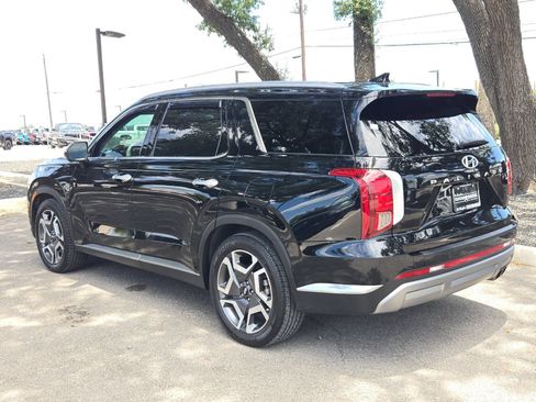 Used 2023 Hyundai Palisade Limited w/ Cargo Package AWD/4WD image 3
