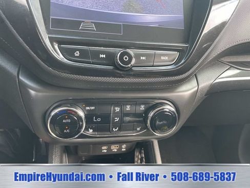 Used 2023 Chevrolet TrailBlazer LT w/ Convenience Package FWD image 24