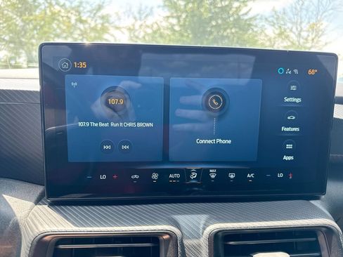 Used 2025 Ford Mustang GT RWD image 14