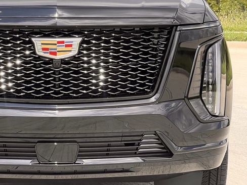 New 2026 Cadillac Escalade ESV Sport w/ Touring Package AWD/4WD image 9