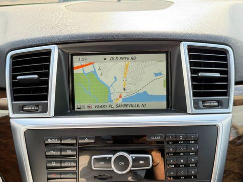 Used 2015 Mercedes-Benz ML 350 4MATIC w/ Premium 1 Package image 22