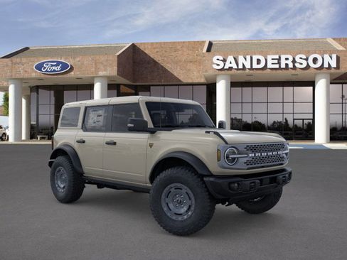 New 2025 Ford Bronco Badlands image 7