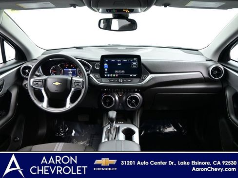 New 2025 Chevrolet Blazer LT w/ Convenience Package image 19
