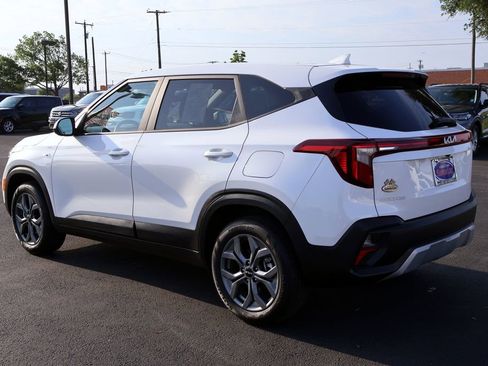 Used 2026 Kia Seltos LX AWD/4WD image 13