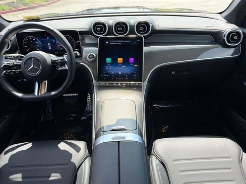 Used 2026 Mercedes-Benz GLC 300 image 32