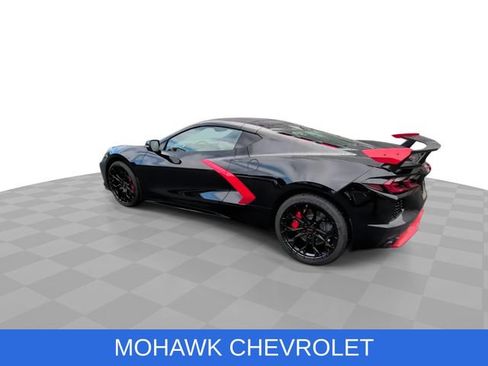 Used 2024 Chevrolet Corvette Stingray Preferred Cpe w/ Z51 Performance Package RWD image 6