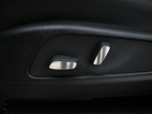 New 2026 Cadillac XT5 Luxury w/ LPO, Floor Liner Package image 95