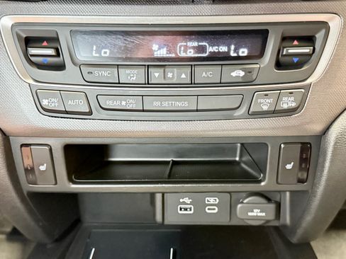 Used 2025 Honda Ridgeline RTL image 29