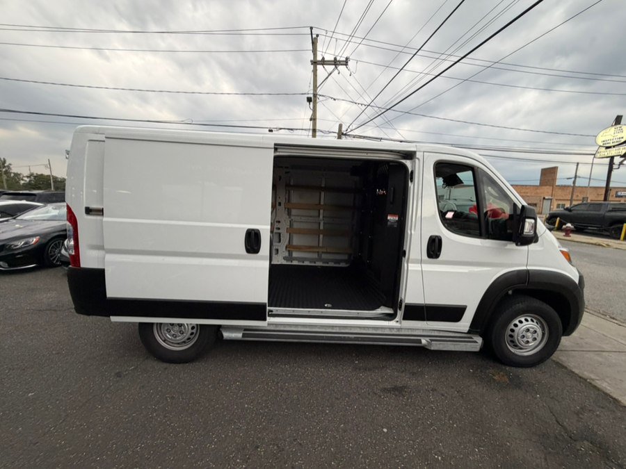 Used 2025 RAM ProMaster 2500 w/ U-Haul Equipment Group FWD image 49