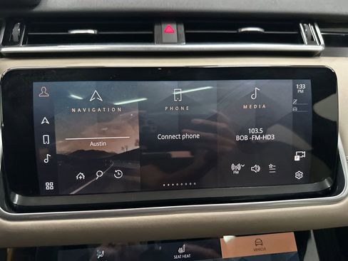 Used 2022 Land Rover Range Rover Velar R-Dynamic S image 13