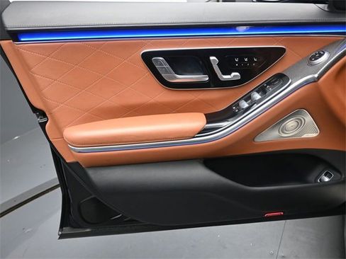 Used 2023 Mercedes-Benz S 580 4MATIC Sedan image 20