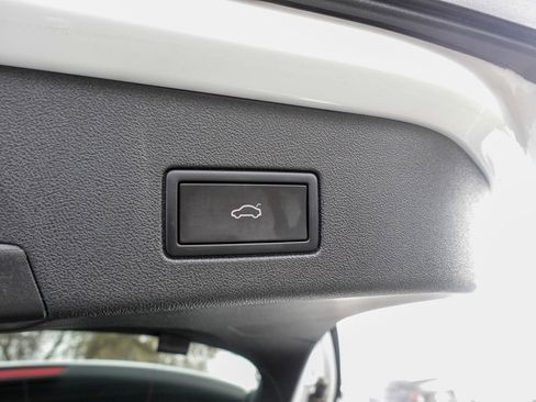 Used 2023 Volkswagen ID.4 S image 23