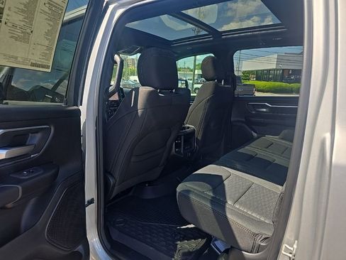 New 2026 RAM 1500 4x4 Crew Cab image 21