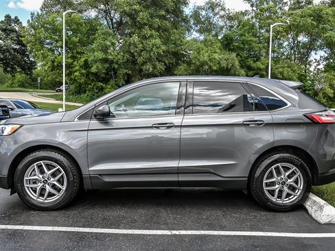 Certified 2023 Ford Edge SEL w/ Convenience Package AWD/4WD image 6