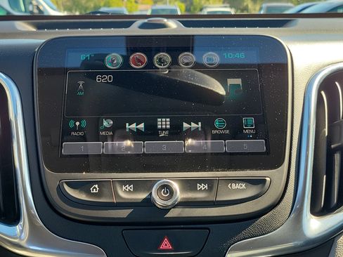Used 2018 Chevrolet Equinox Premier w/ Infotainment II Package image 17