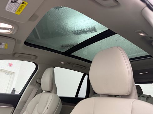 Used 2023 Volvo XC90 B6 Plus w/ Protection Package AWD/4WD image 13