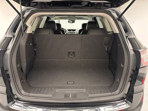 Used 2016 Chevrolet Traverse LTZ FWD image 24