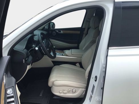 Certified 2024 Genesis GV80 2.5T w/ Prestige Package AWD/4WD image 9
