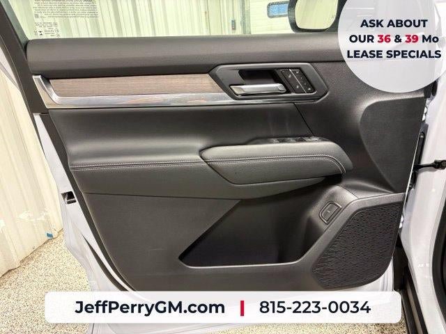 New 2027 GMC Terrain Denali w/ LPO, Floor Liner Package AWD/4WD image 8
