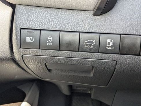 Used 2023 Toyota Camry XLE FWD image 25