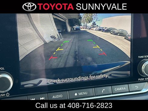 Used 2025 Nissan Rogue SV FWD image 23