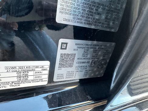 Used 2020 GMC Sierra 1500 SLT image 9