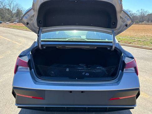 New 2026 Hyundai Elantra Sport image 17