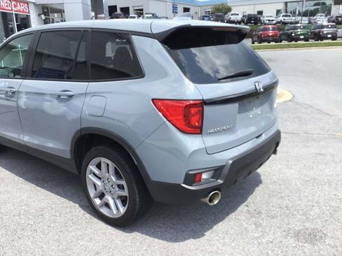 Used 2025 Honda Passport EX-L image 5