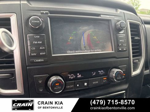 Used 2018 Nissan Titan SL w/ Midnight Edition AWD/4WD image 22