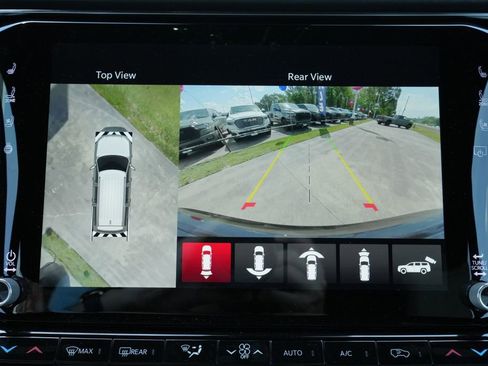 New 2026 Jeep Grand Wagoneer Summit AWD/4WD image 10