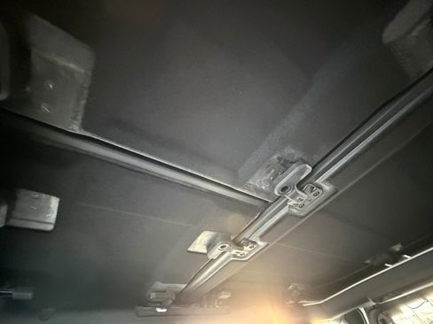 New 2025 Ford Bronco 4-Door image 33