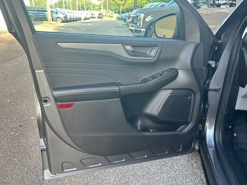 Used 2023 Ford Escape Active FWD image 34