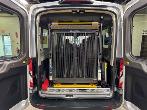 Used 2018 Ford Transit 250 148 Medium Roof image 26