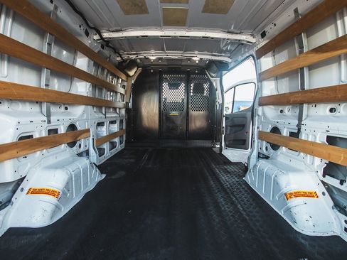 Used 2023 Ford Transit 250 Low Roof w/ Exterior Upgrade Package RWD image 4