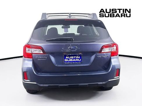 Used 2016 Subaru Outback 2.5i Limited image 6