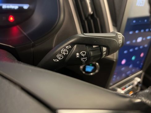 Certified 2023 Ford Edge SEL image 20