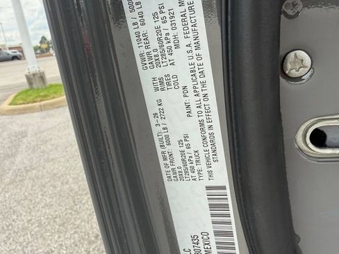 New 2026 RAM 2500 Big Horn AWD/4WD image 16